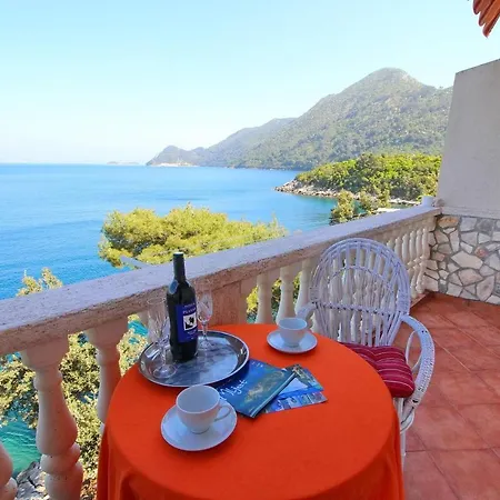 Διαμέρισμα Filipovic - Comfort One-bedroom With Balcony And Sea Vie... Babino Polje